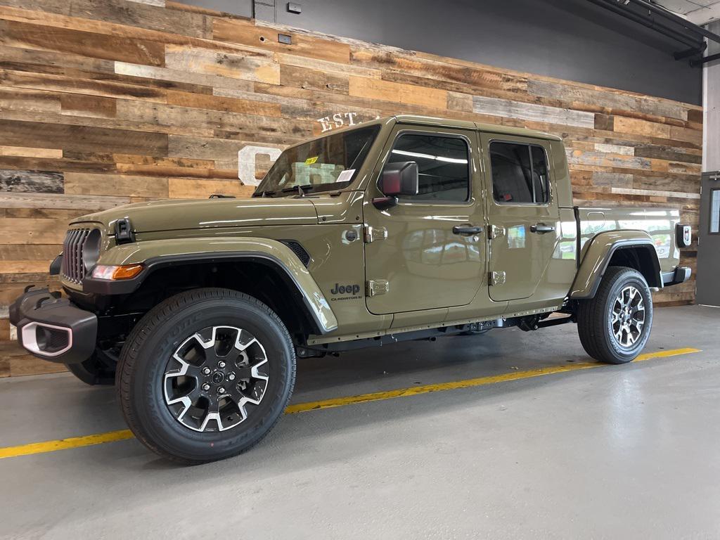 new 2025 Jeep Gladiator car, priced at $45,000