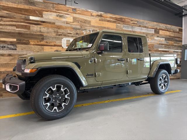 new 2025 Jeep Gladiator car, priced at $47,255