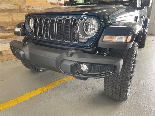 new 2025 Jeep Gladiator car, priced at $42,285