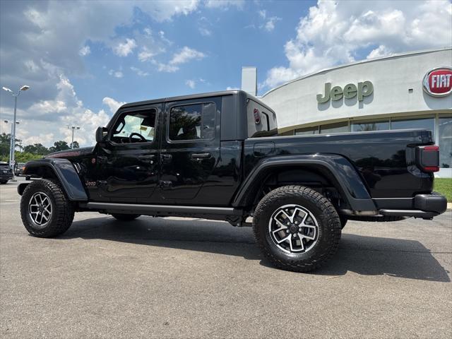 new 2025 Jeep Gladiator car, priced at $49,480