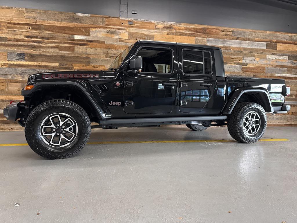 new 2025 Jeep Gladiator car, priced at $46,000