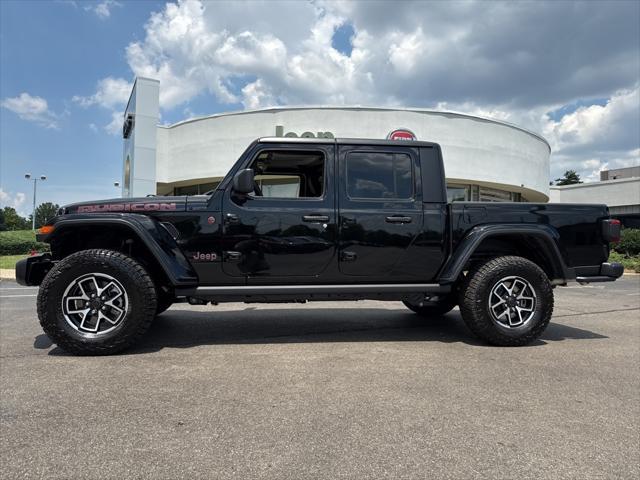 new 2025 Jeep Gladiator car, priced at $49,480
