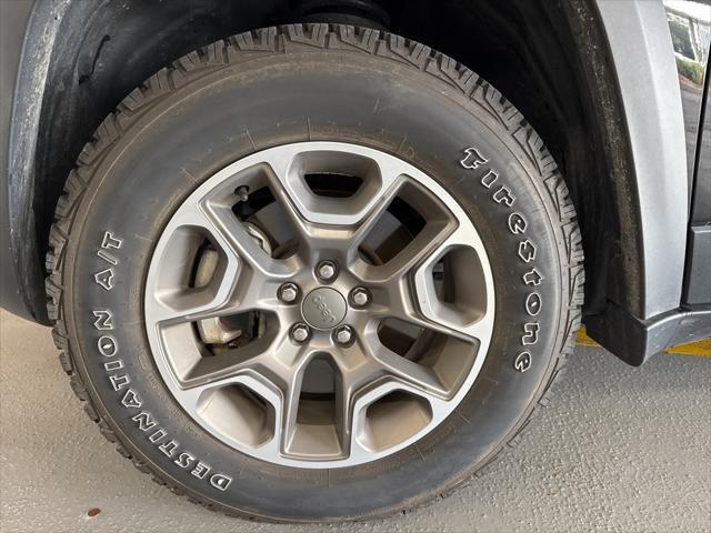 used 2022 Jeep Cherokee car, priced at $28,000