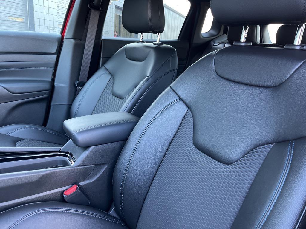 new 2026 Jeep Compass car, priced at $33,185