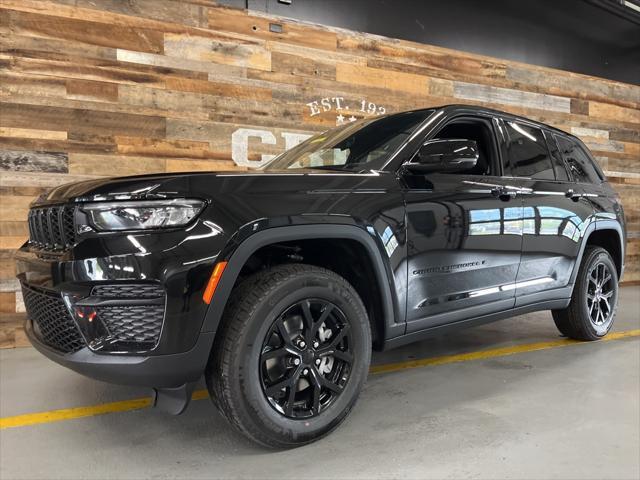 new 2025 Jeep Grand Cherokee car, priced at $43,228