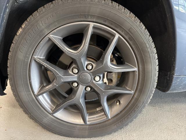 used 2019 Jeep Grand Cherokee car, priced at $20,000