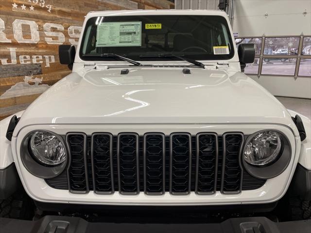 new 2025 Jeep Gladiator car, priced at $41,290