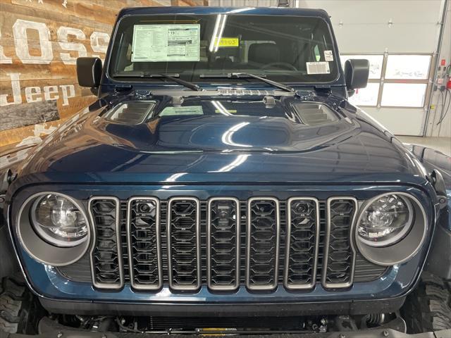 new 2025 Jeep Gladiator car, priced at $61,560