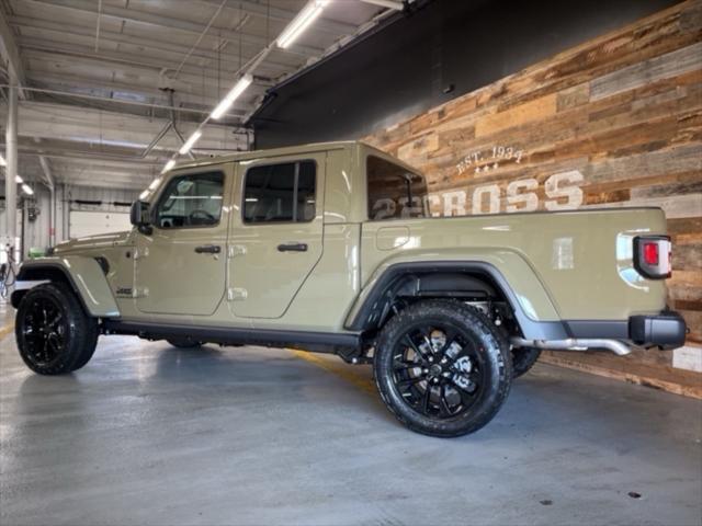 new 2025 Jeep Gladiator car, priced at $42,885