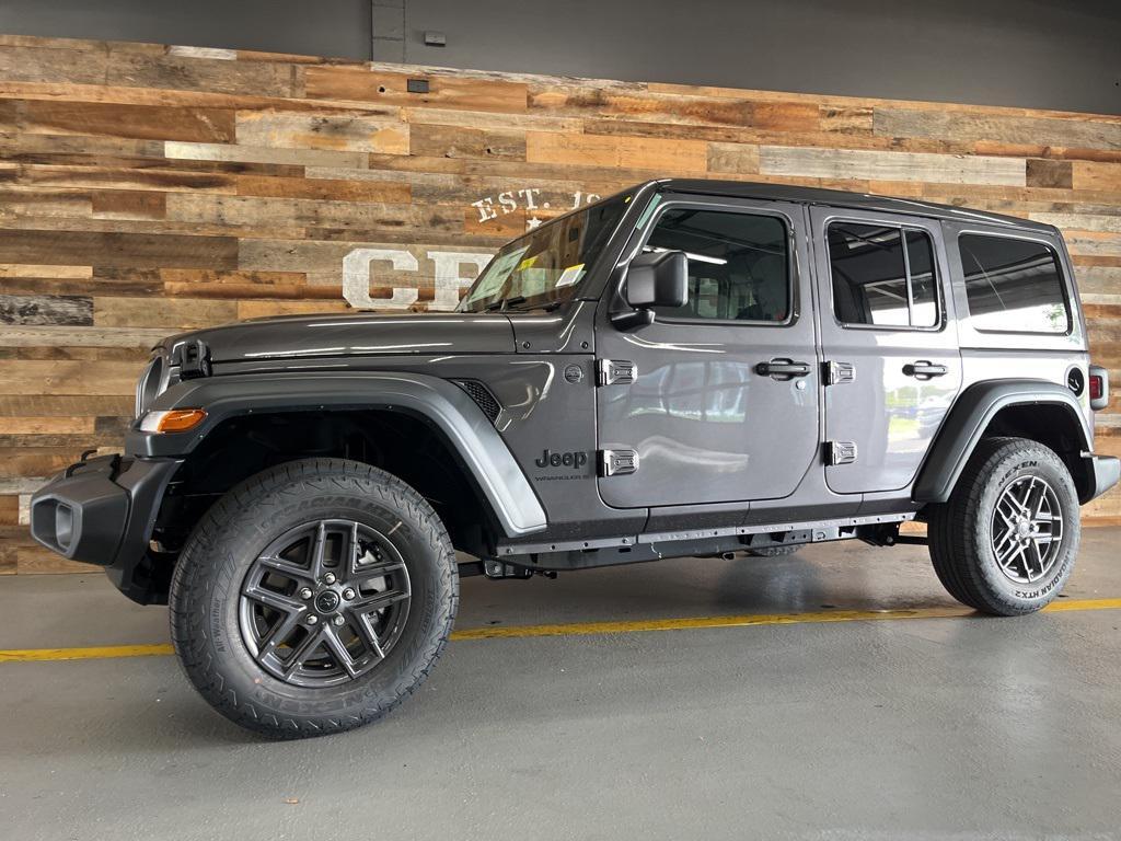 new 2025 Jeep Wrangler car, priced at $47,050