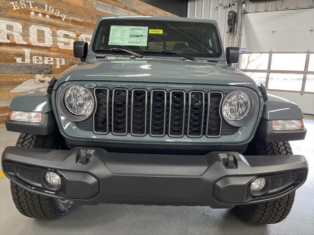 new 2025 Jeep Gladiator car, priced at $40,000