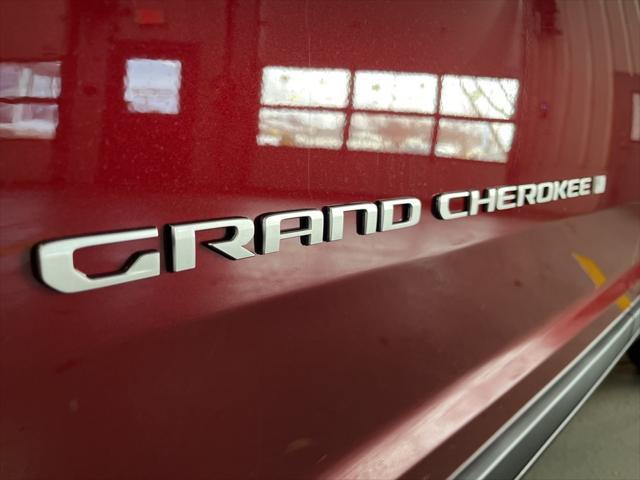 new 2025 Jeep Grand Cherokee car, priced at $47,220