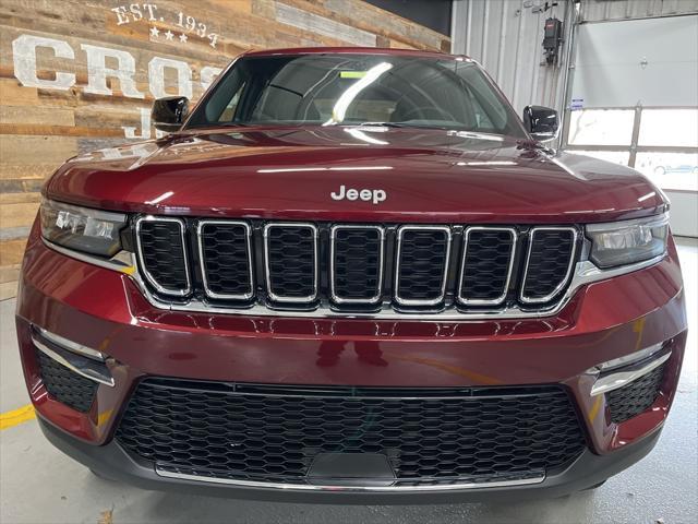 new 2025 Jeep Grand Cherokee car, priced at $47,220