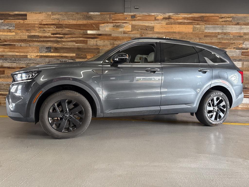 used 2021 Kia Sorento car, priced at $21,300