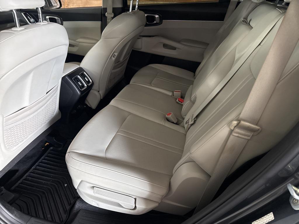 used 2021 Kia Sorento car, priced at $21,300