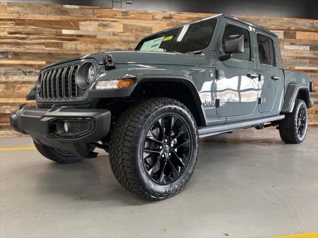 new 2025 Jeep Gladiator car, priced at $41,885