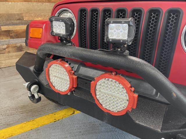 used 2000 Jeep Wrangler car, priced at $7,740