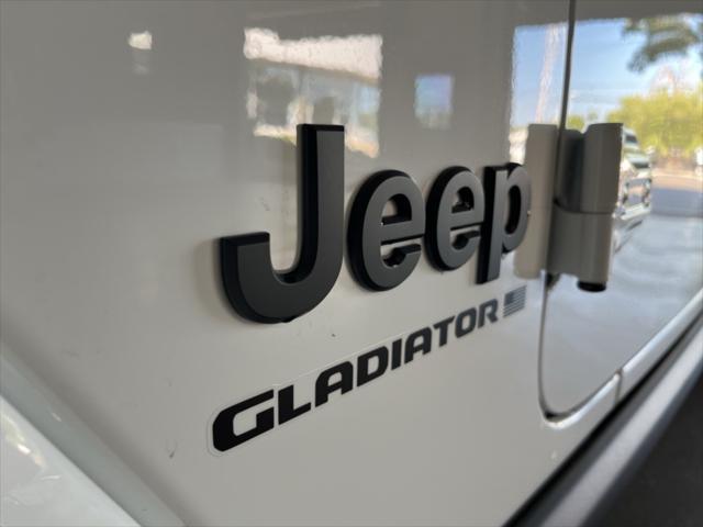 new 2024 Jeep Gladiator car, priced at $42,005