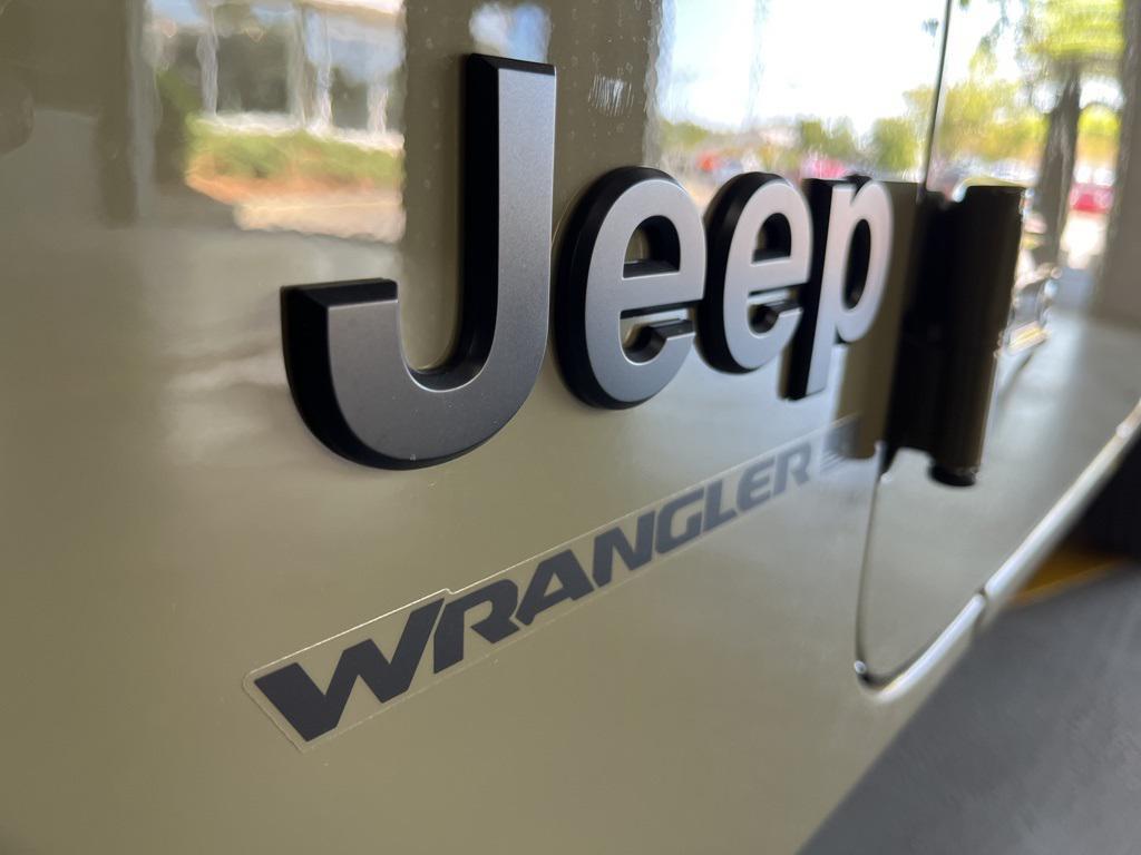 new 2025 Jeep Wrangler car, priced at $45,000