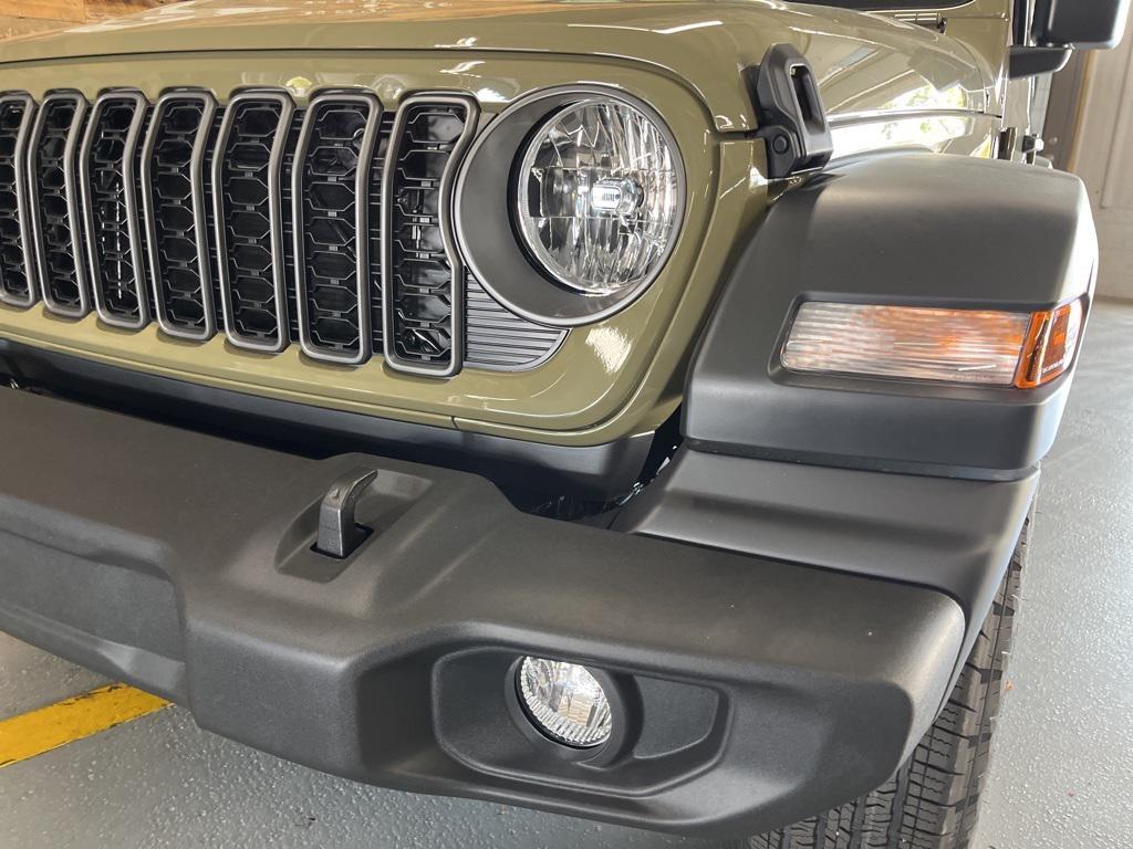 new 2025 Jeep Wrangler car, priced at $45,000
