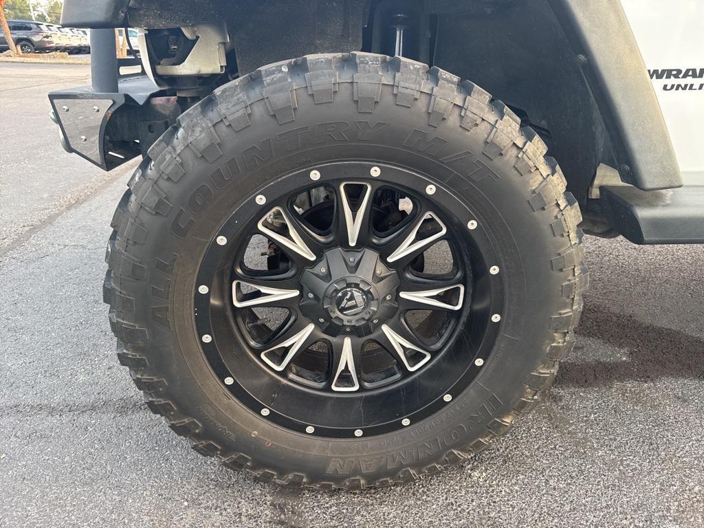 used 2013 Jeep Wrangler Unlimited car, priced at $11,000