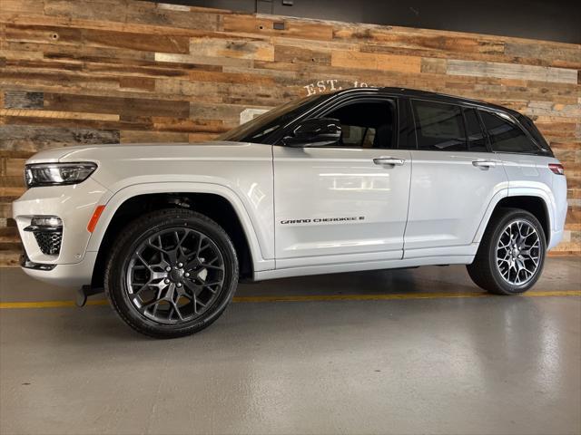 new 2025 Jeep Grand Cherokee car, priced at $64,681