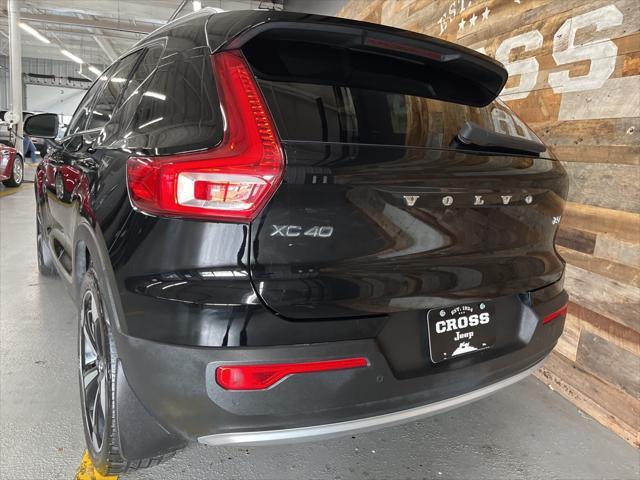 used 2021 Volvo XC40 car, priced at $14,125