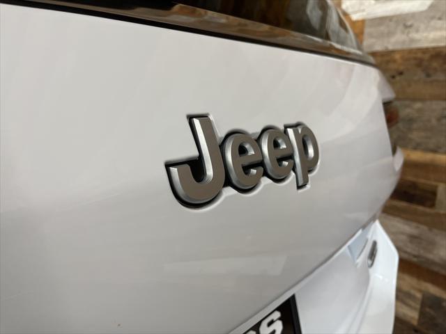 new 2024 Jeep Grand Cherokee L car, priced at $60,000