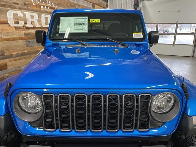 new 2025 Jeep Gladiator car, priced at $40,000