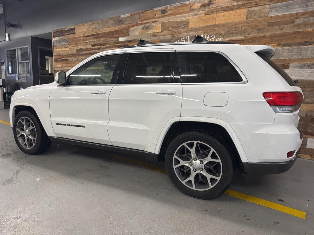 used 2018 Jeep Grand Cherokee car, priced at $15,144
