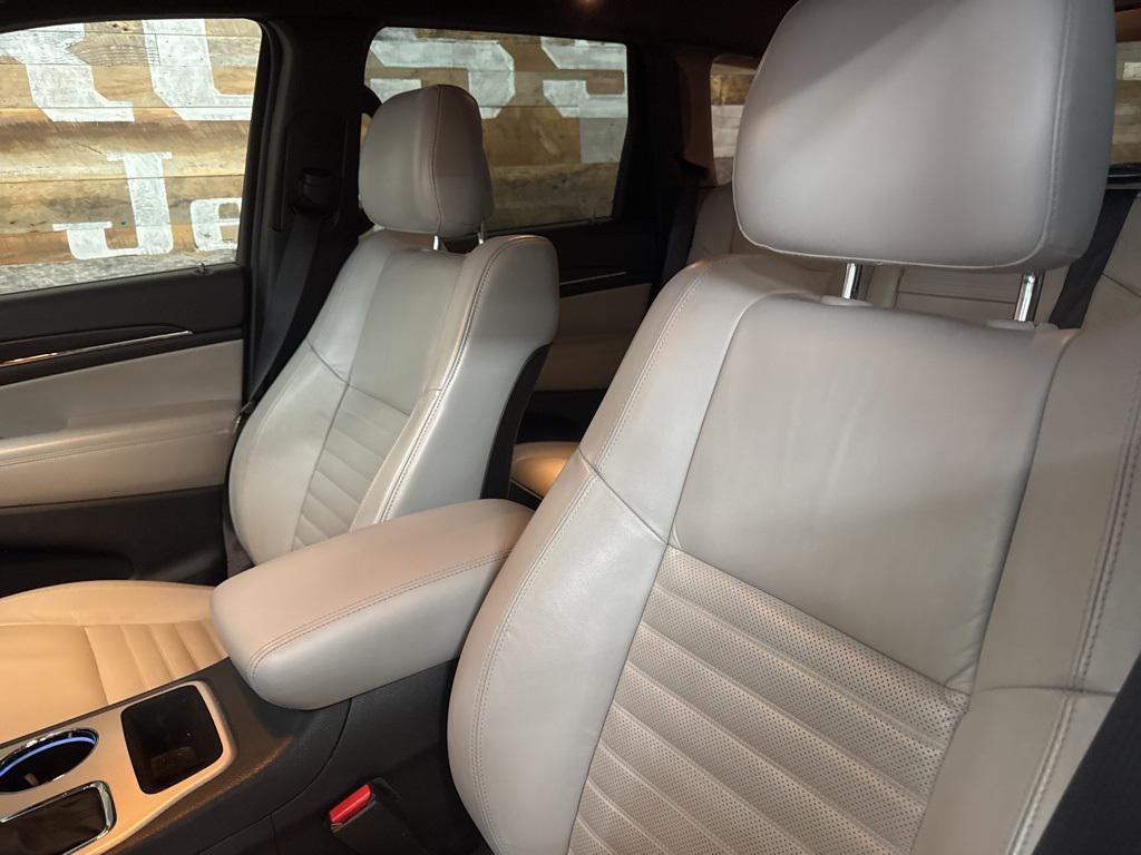 used 2018 Jeep Grand Cherokee car, priced at $15,144