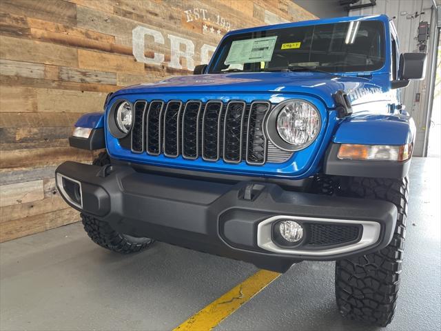 new 2025 Jeep Gladiator car, priced at $45,327