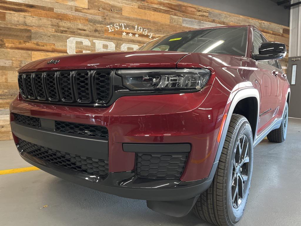 new 2025 Jeep Grand Cherokee L car, priced at $43,206