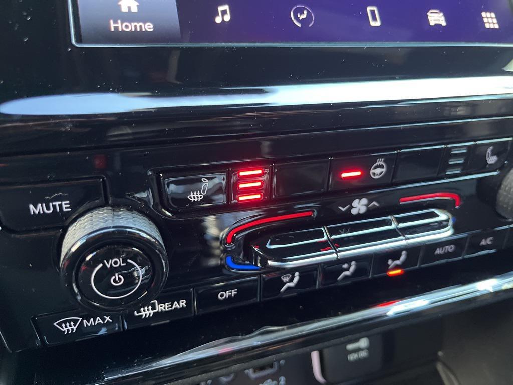 new 2025 Jeep Grand Cherokee L car, priced at $43,206