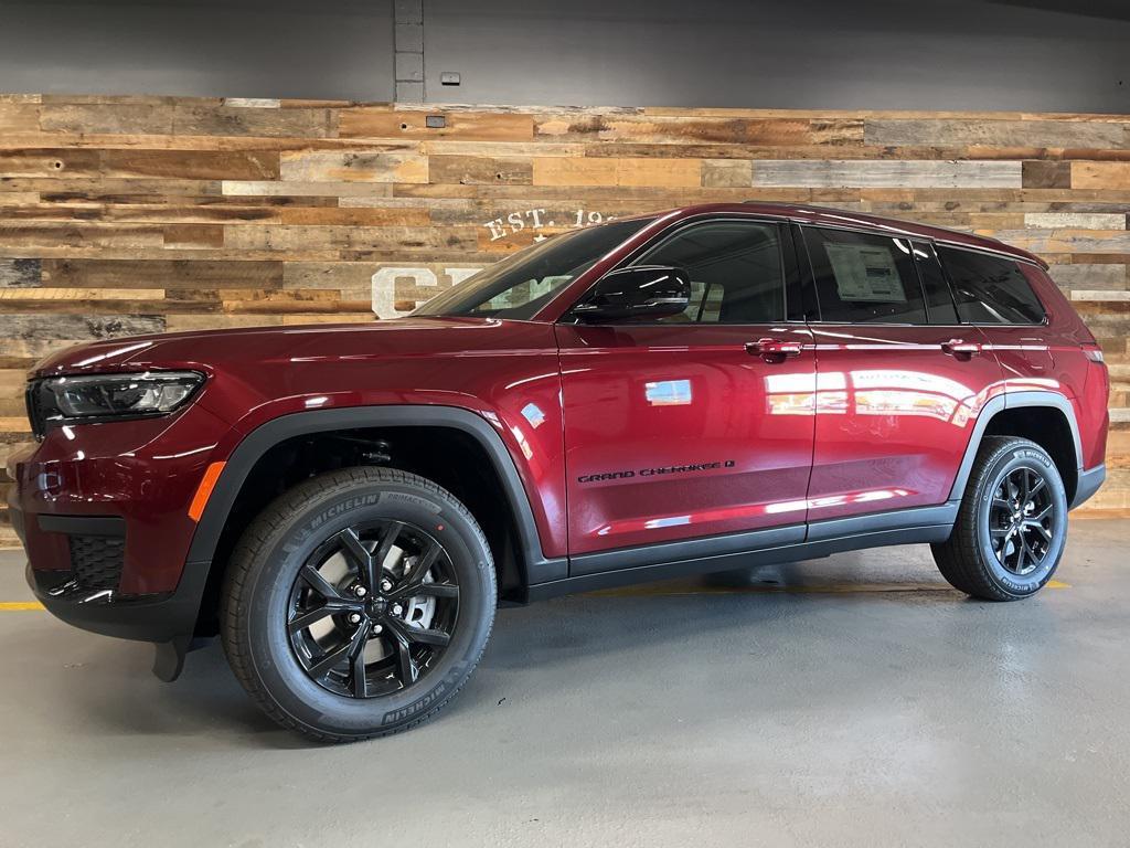new 2025 Jeep Grand Cherokee L car, priced at $43,206