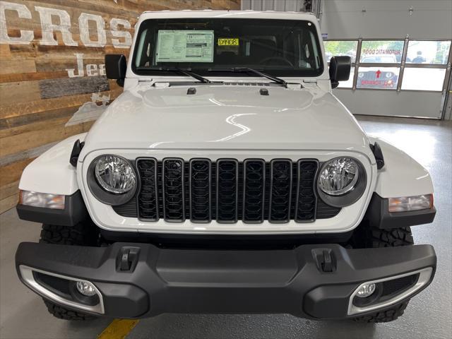 new 2025 Jeep Gladiator car, priced at $42,470