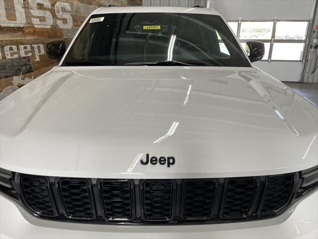 new 2025 Jeep Grand Cherokee L car, priced at $46,146
