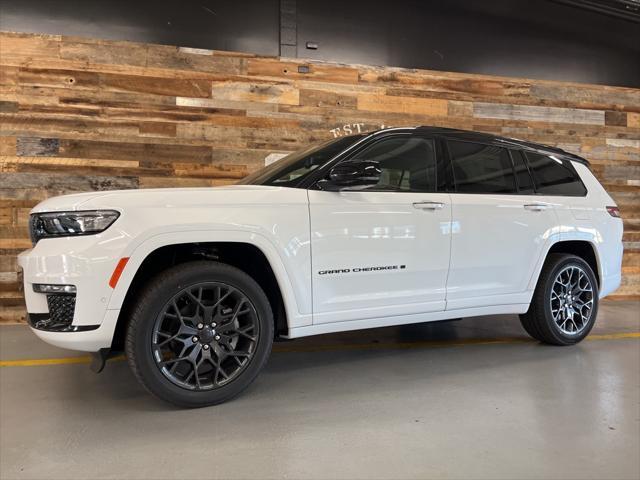 new 2025 Jeep Grand Cherokee L car, priced at $69,219