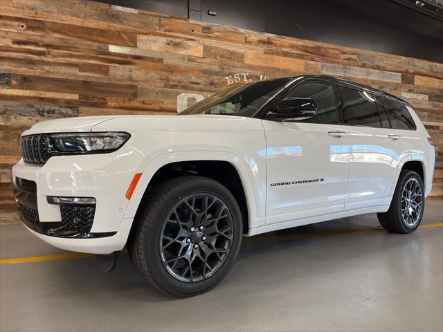 new 2025 Jeep Grand Cherokee L car, priced at $69,219