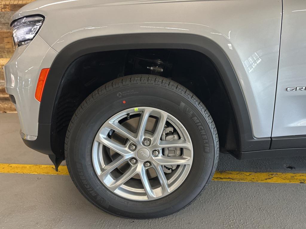 new 2025 Jeep Grand Cherokee L car, priced at $37,875