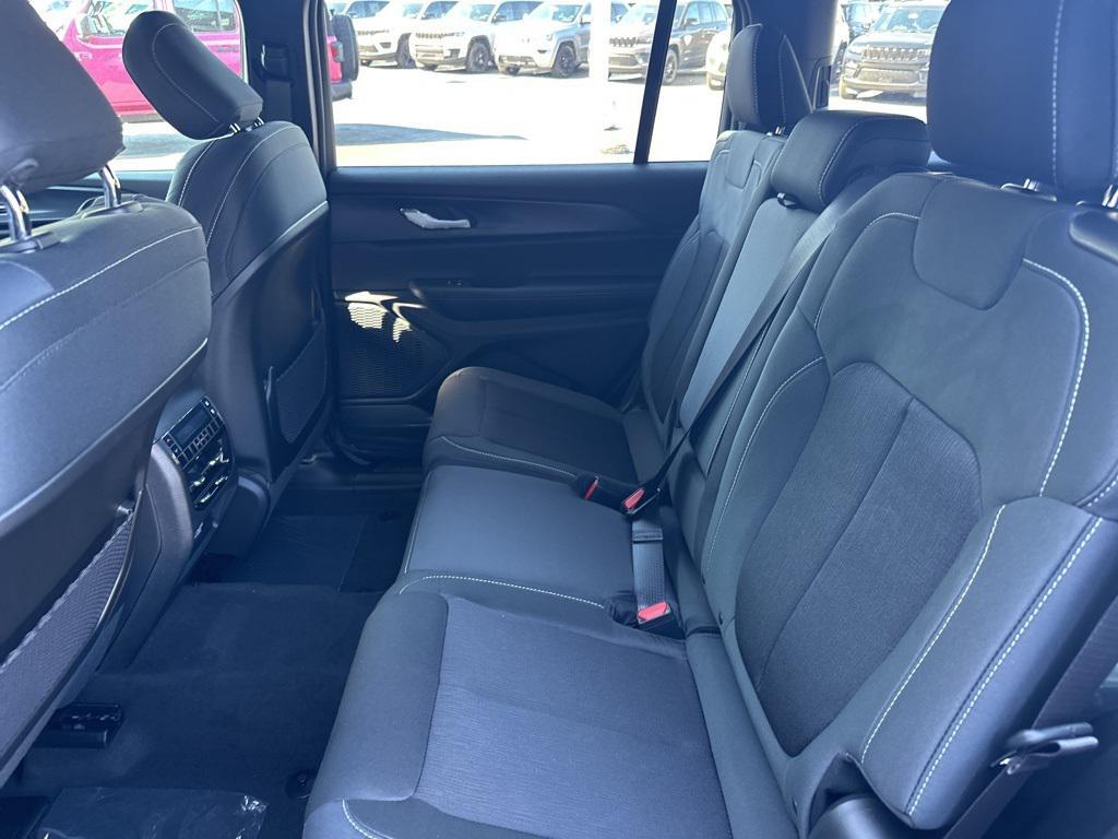 new 2025 Jeep Grand Cherokee L car, priced at $37,875