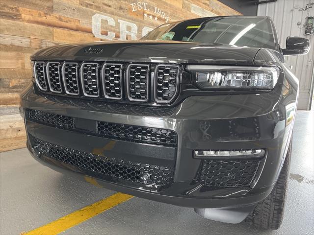 new 2025 Jeep Grand Cherokee L car, priced at $69,739