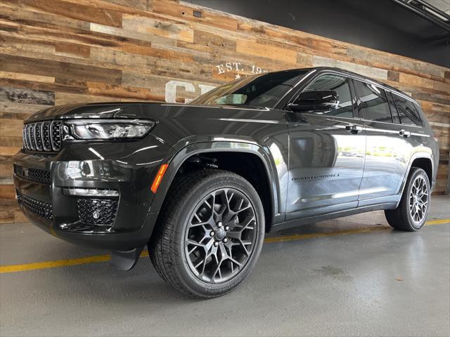 new 2025 Jeep Grand Cherokee L car, priced at $69,739