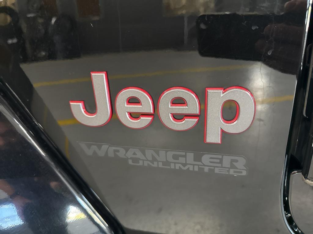 used 2021 Jeep Wrangler Unlimited car, priced at $33,800