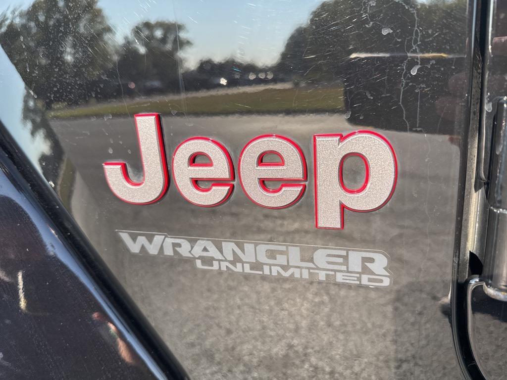 used 2021 Jeep Wrangler Unlimited car, priced at $33,800