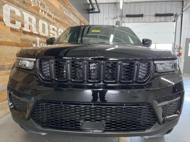 new 2025 Jeep Grand Cherokee car, priced at $39,443