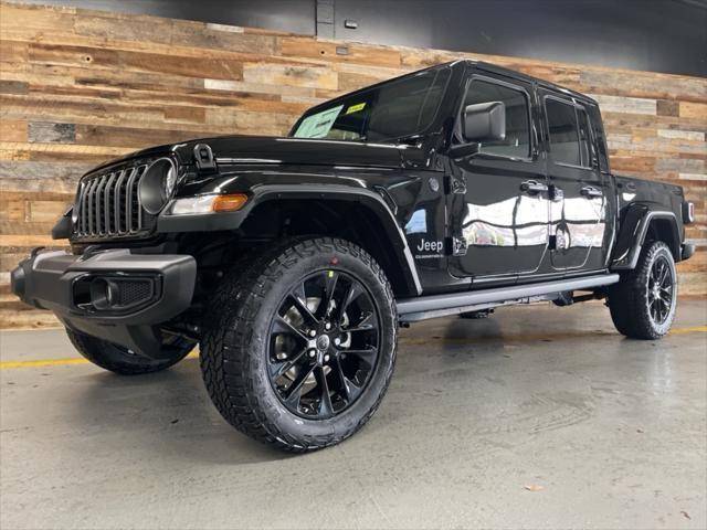 new 2025 Jeep Gladiator car, priced at $41,885