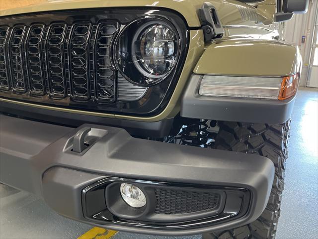 new 2025 Jeep Gladiator car, priced at $46,082
