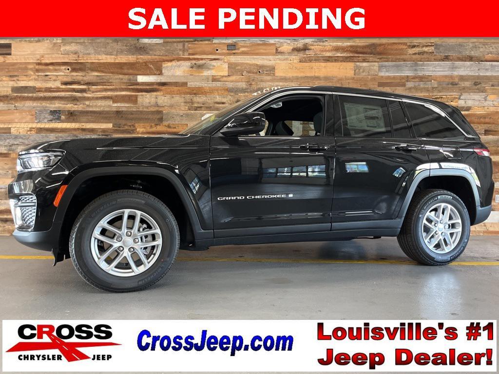 new 2025 Jeep Grand Cherokee car, priced at $38,254