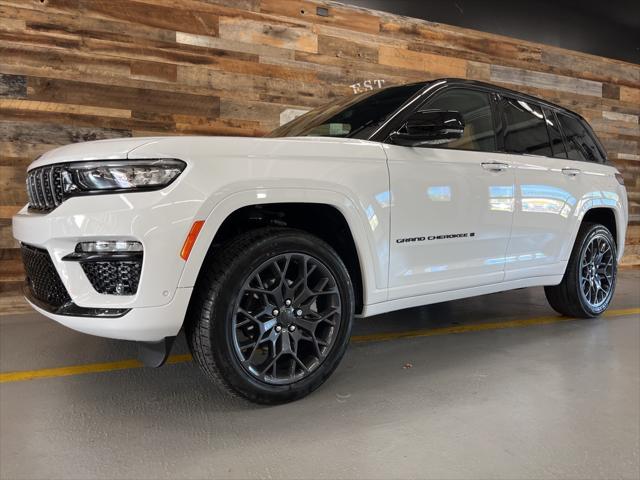 new 2025 Jeep Grand Cherokee car, priced at $60,686